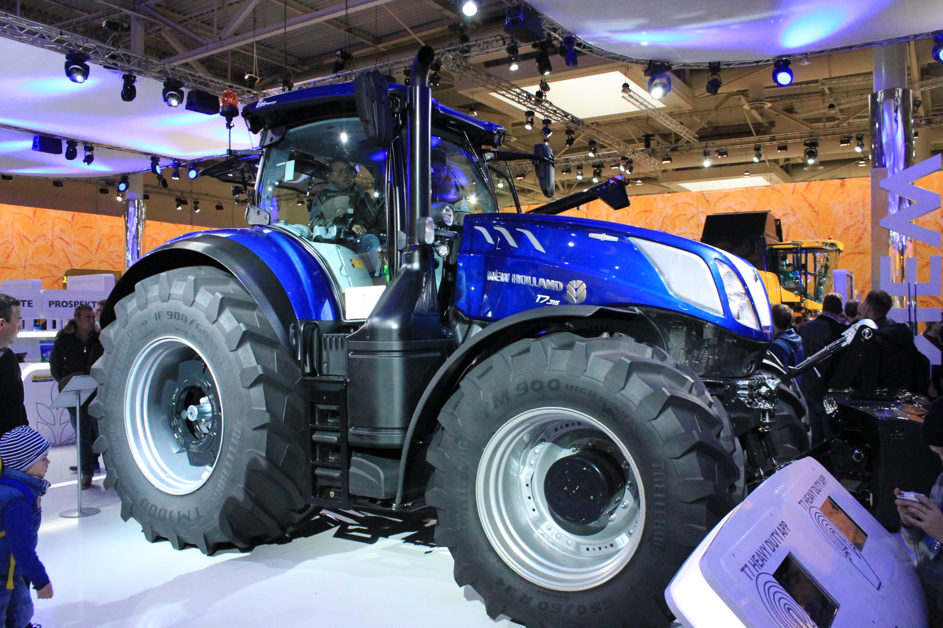 New Holland T7.315