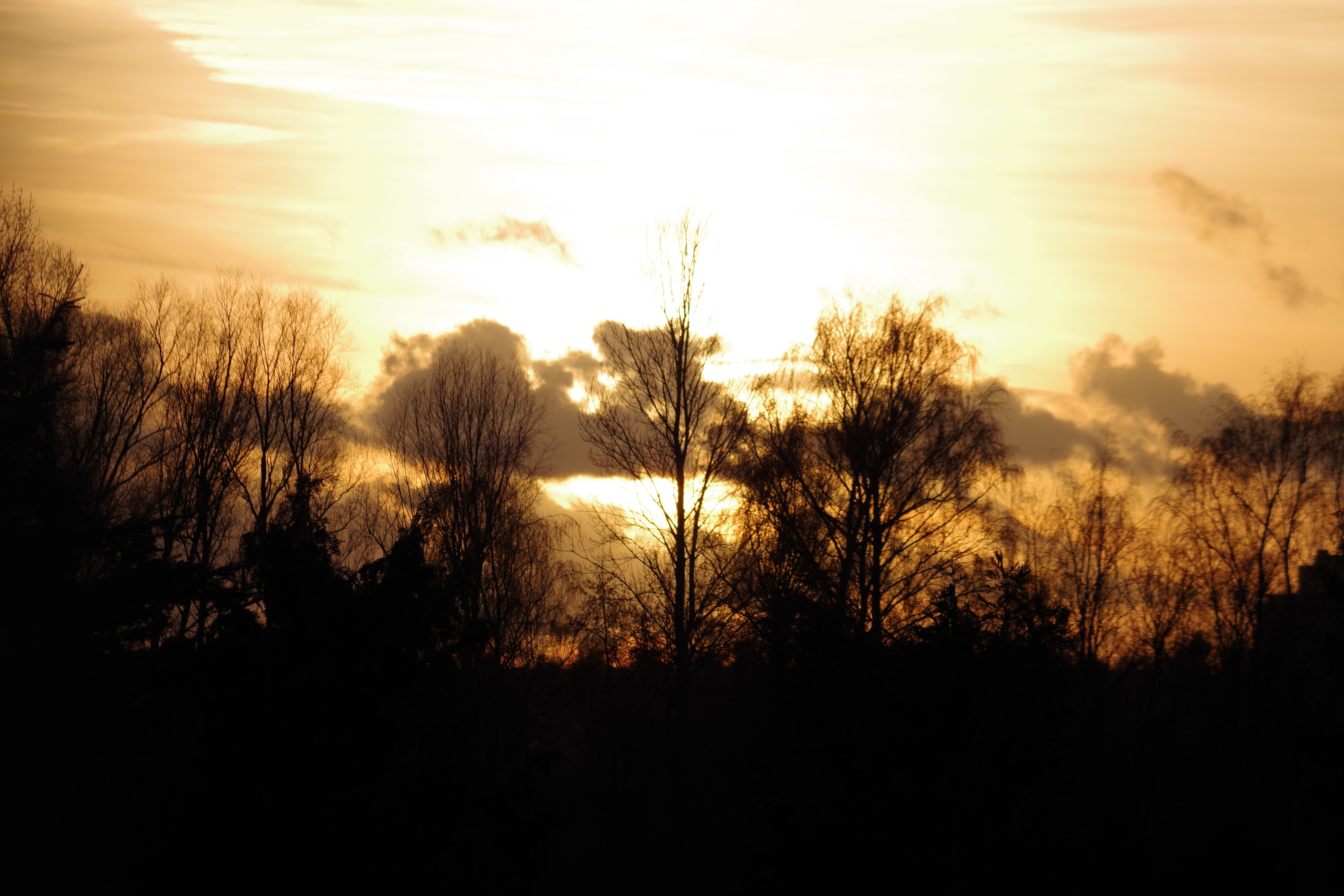 Sonnenuntergang aus dem Fenster :D