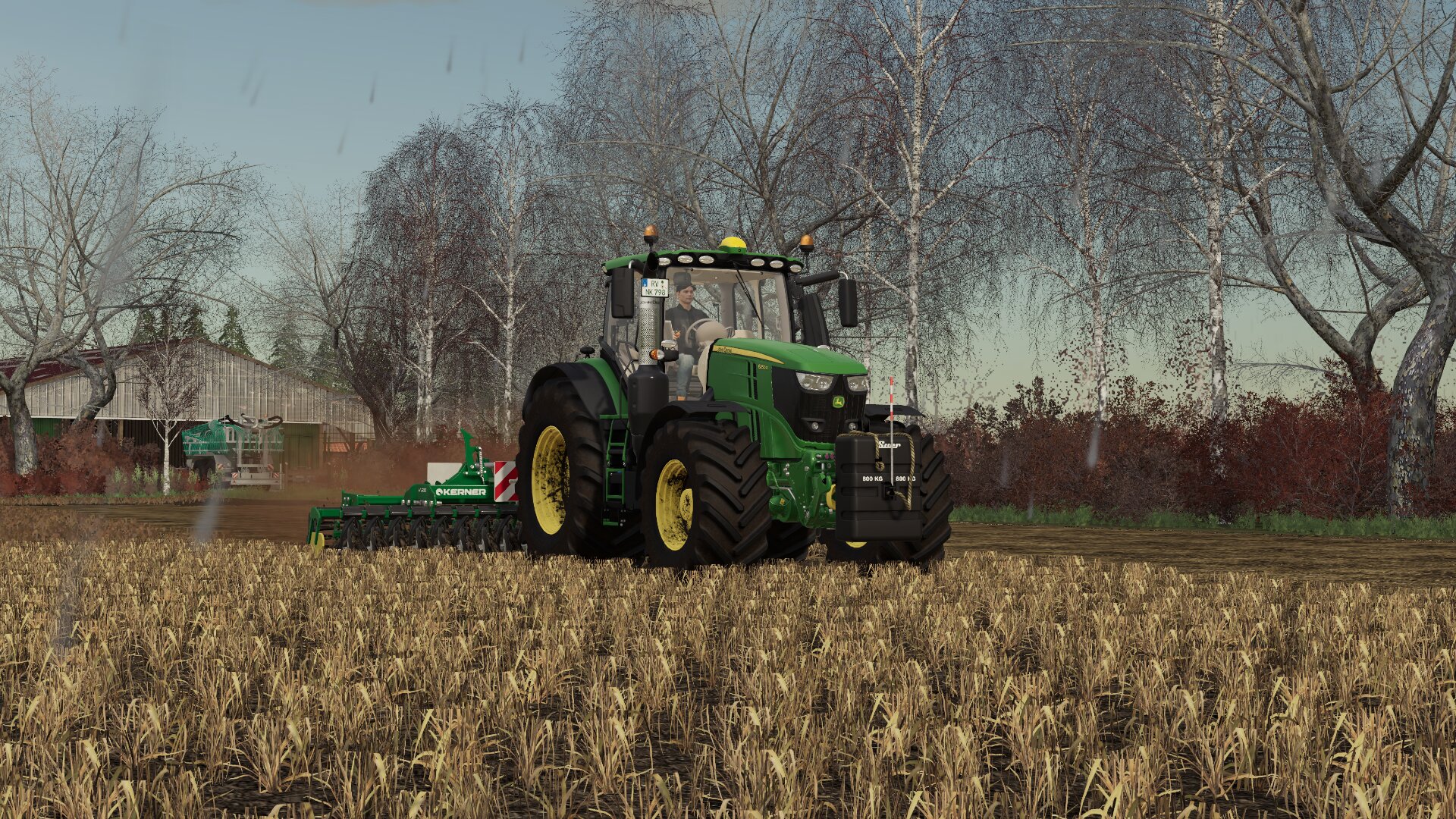 Bodenbearbeitung in Grün mit John Deere und Kerner in Rade