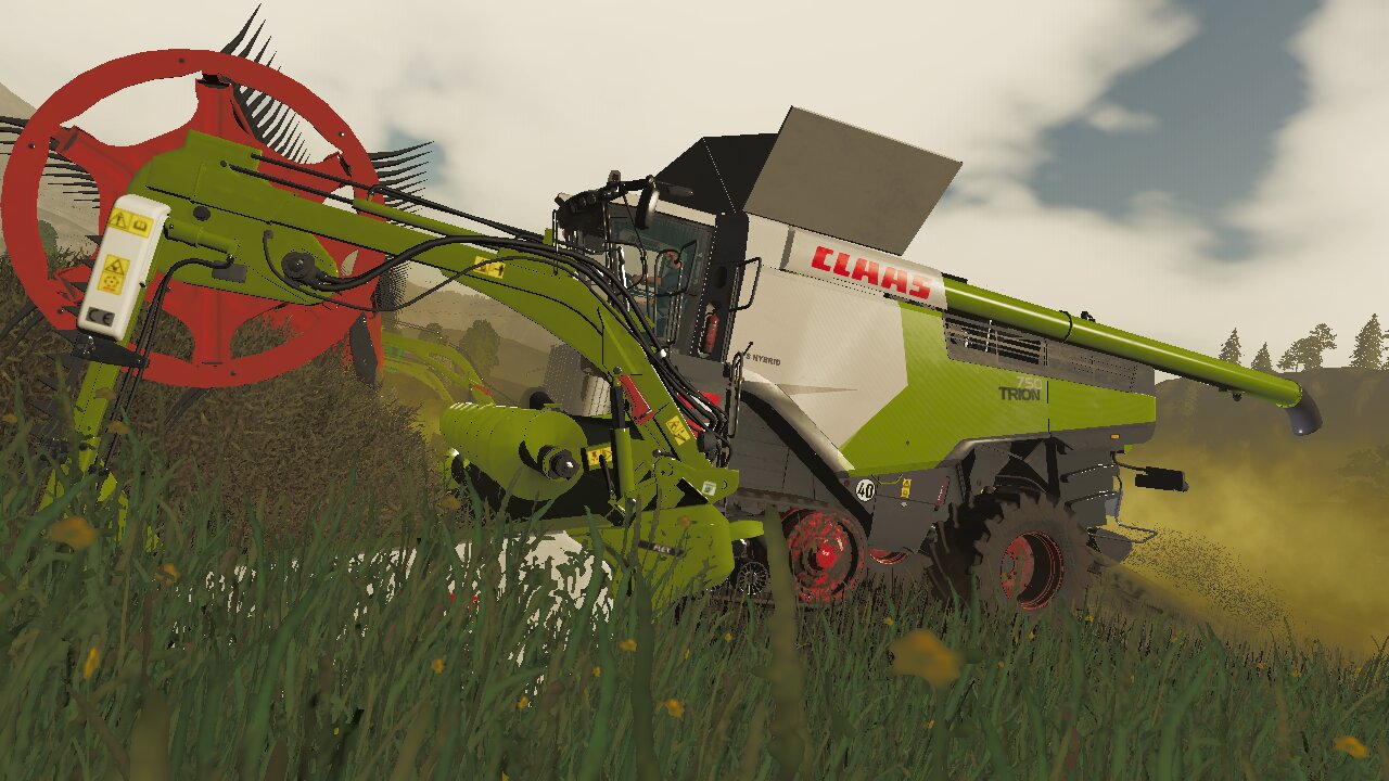 Neuer Claas Trion750 am Raps dreschen