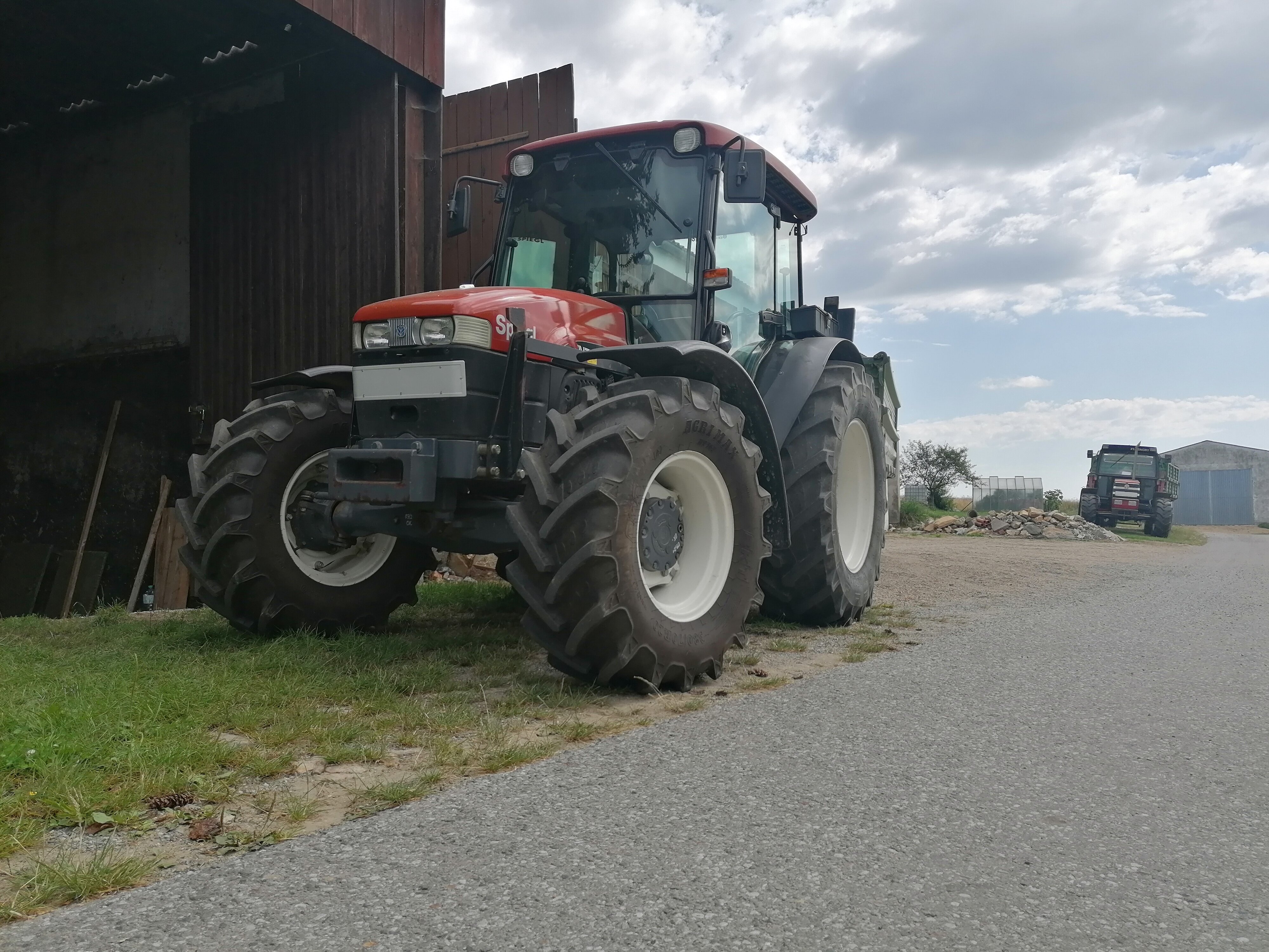 NewHolland Tn75D